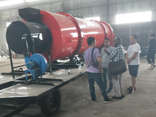 小型(xíng)玉米烘幹機設備