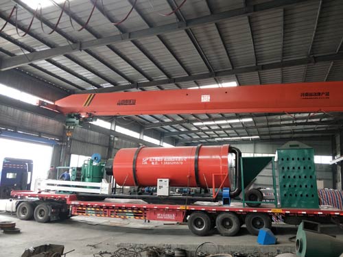 在廠房內使用的(de)水稻(dào)烘幹機