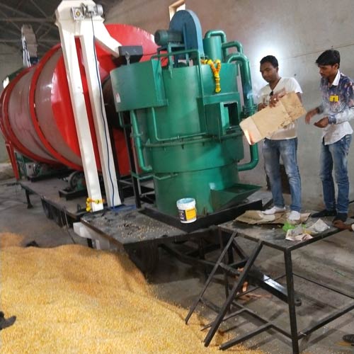 移動(dòng)式糧食烘幹機試機